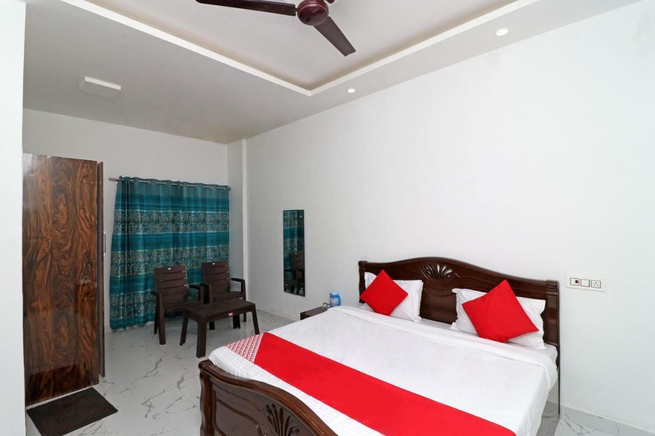 Oyo 29755 Hotel Jammu Airlines Exterior photo